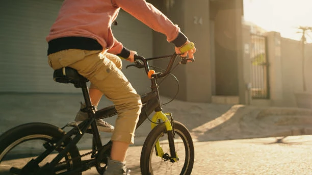 cómo mantener el equilibrio en una bicicleta 3